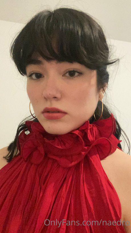 Dronae Naedro exklusive akt fotos