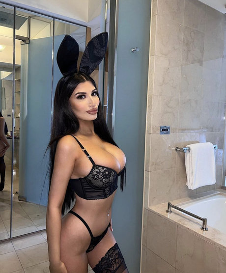 Melissa Stefoulis schauspielerin schöne galerien