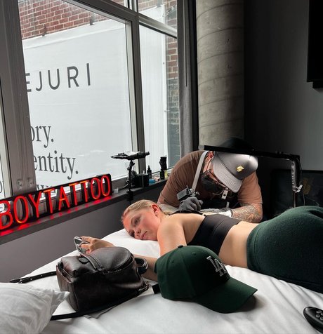 Jordyn Jones sexy nackte fotos