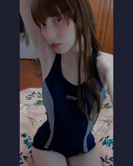 Kiki Glitter Cosplay hd heiße galerien