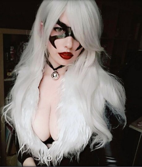 Jyuna perfekte erwachsene galerien