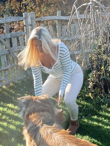 Hari Beavis xxx pornografische foto