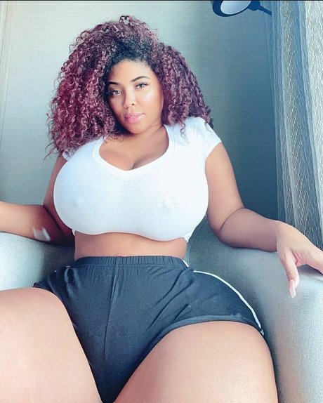 Shadee Monique pornostar beste bilder