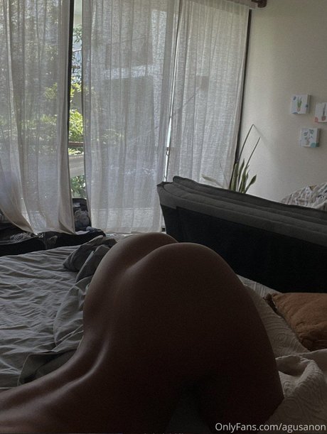 Agus Anon porno hübsche bild