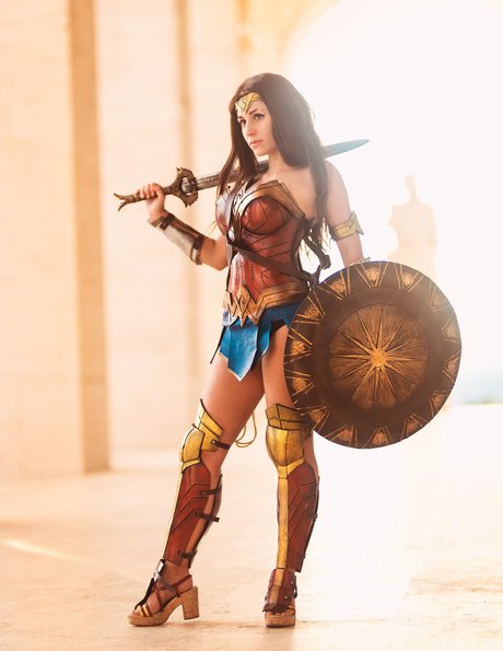 Ambra Pazzani kunst pornografische archiv