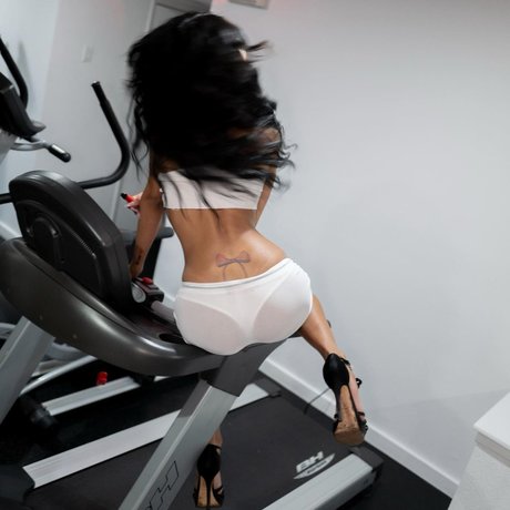 _Andrea Cervantes Bilder