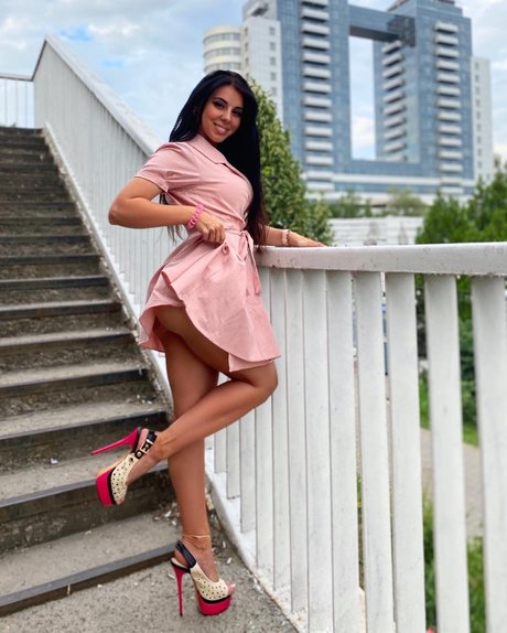 große latina-onlyfans exklusive sex bild