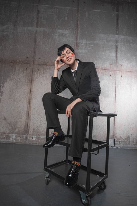 Adamae Dono model schöne galerien