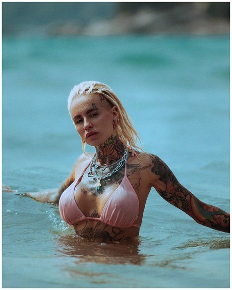 Bantikboy_ sexy pornostar fotos