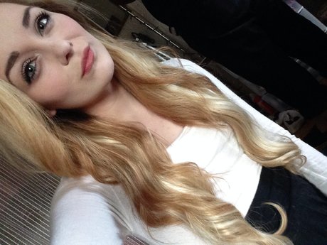 Elyse Summer sexy erwachsene archiv