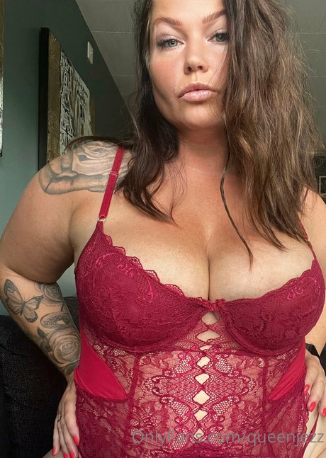 Queenjezz sexy porno bild