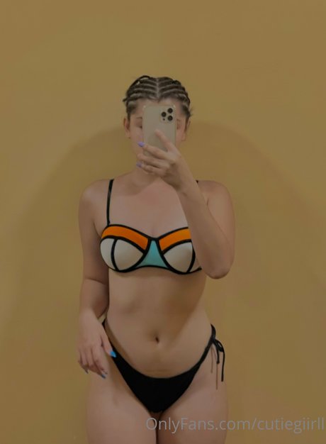 Mariana Castro model nackt fotos