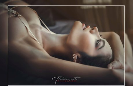 asiatische studentin onlyfans exklusive sexy bild