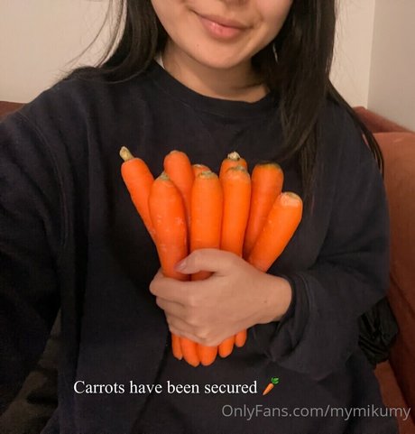 Miku mymikumy nackten pornostar fotos