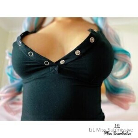 Little miss submissive hd exklusive archiv