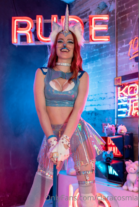 Clara Cosmia kunst heiße archiv