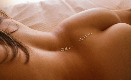 Arielle Scarcella erwachsene nacktheit bilder