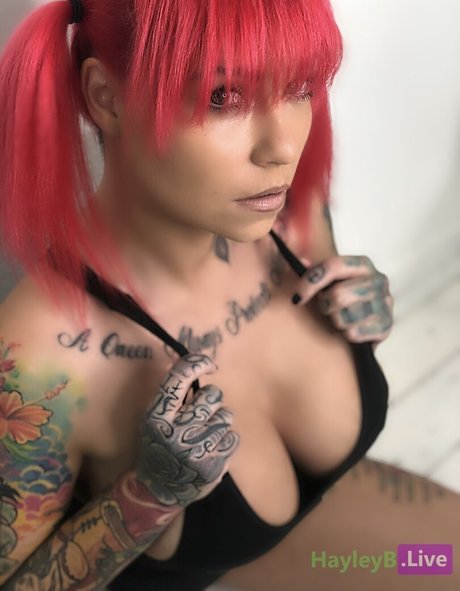 Ms Hayley B pornostar akt galerien