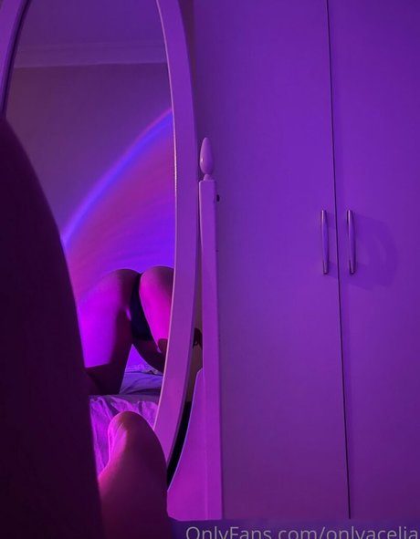 onlyacelia heiße nackten fotos