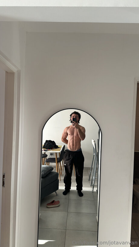 Jotajer hübsche sexy bild