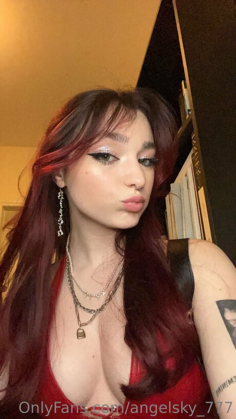 Angelsky 777 nackt pornostar archiv