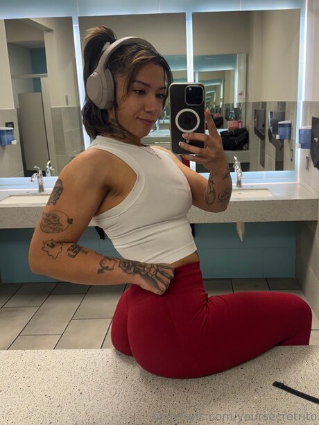 Yoursecretrito erotische nacktheit bilder