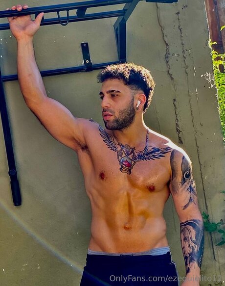 Ezequielito12 hd hübsche galerie