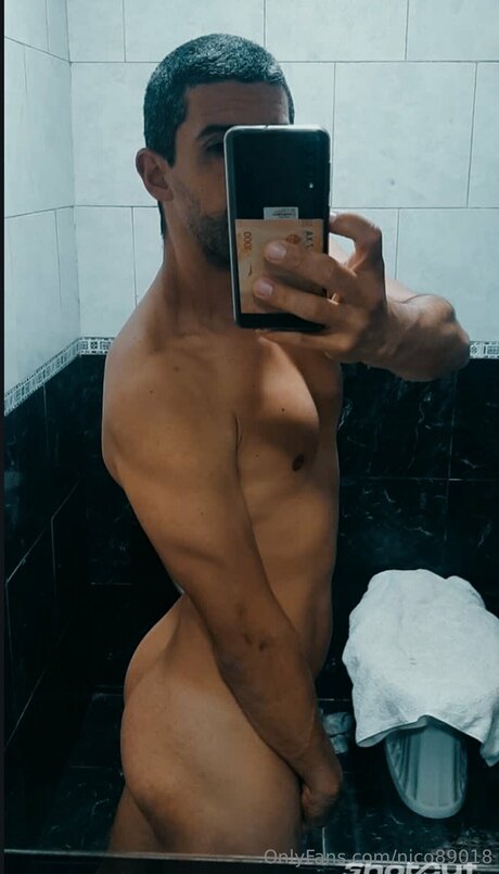 Nico89018 exklusive porno foto