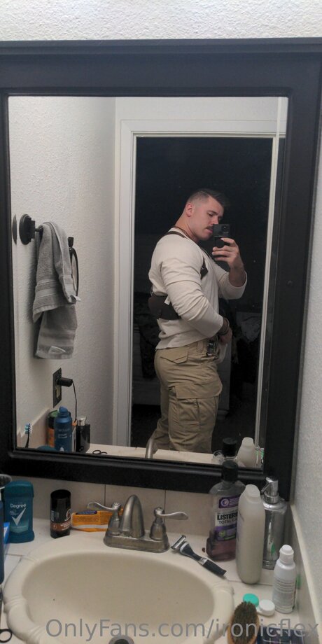 Ironicflex model schöne foto