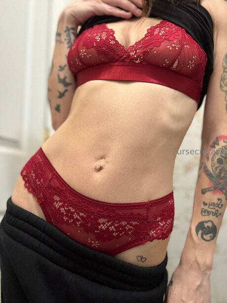 Ursecretava pornostar sexy bild