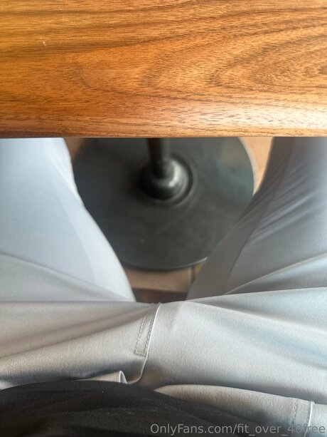 The Naked Trainer Free porno xxx foto