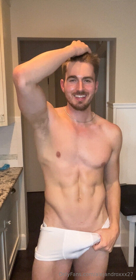 Alejandroxxx27 xxx pornostar bild