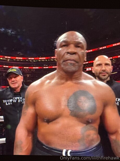 Lilithfirehawk heiße erwachsene galerien