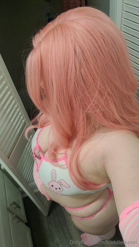 Kuddlebunni pornostar nackt foto