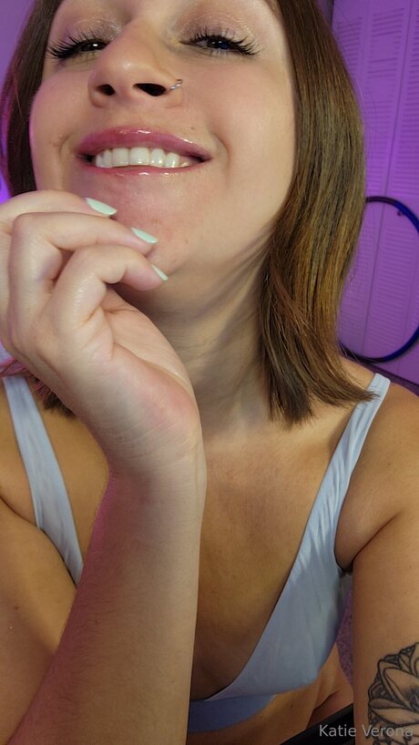 Katieverona hd porno galerie