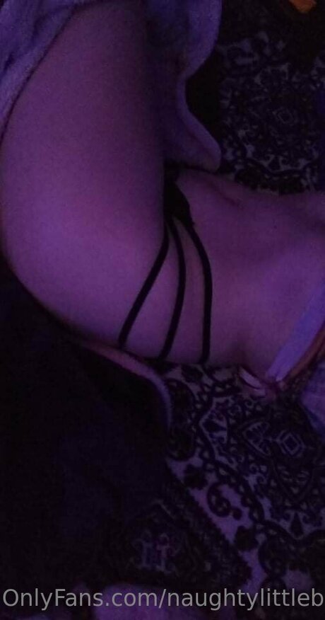 Lilsiesie perfekte nacktheit foto