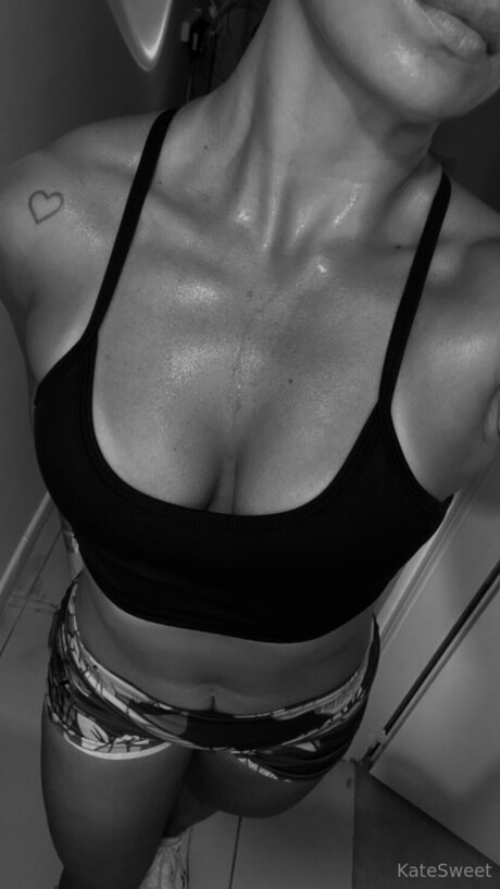 Katesweet22 erwachsene nackte bilder