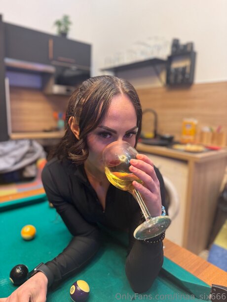 Linaa Six666 freie nacktheit galerie