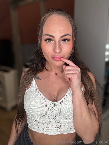 Linaa Six666 hd schöne bild