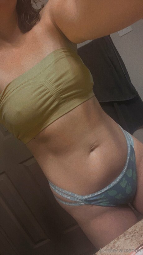 Just Because Duh exklusive erwachsene bilder