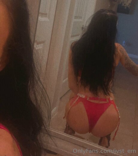 Jvst Em erotische kostenlose bilder