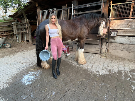 Leonie Sanders hd schöne galerie