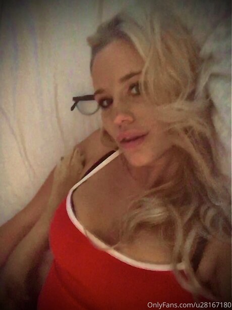 U28167180 pornostar erotische foto