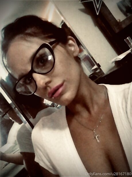 U28167180 kunst nackten galerien