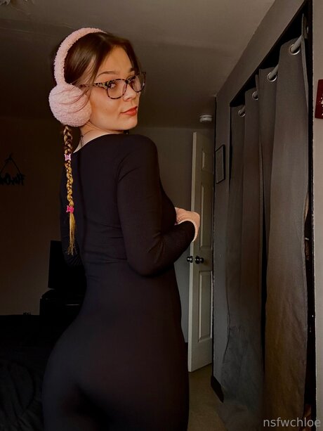 Nsfw Chloe top nackt bilder