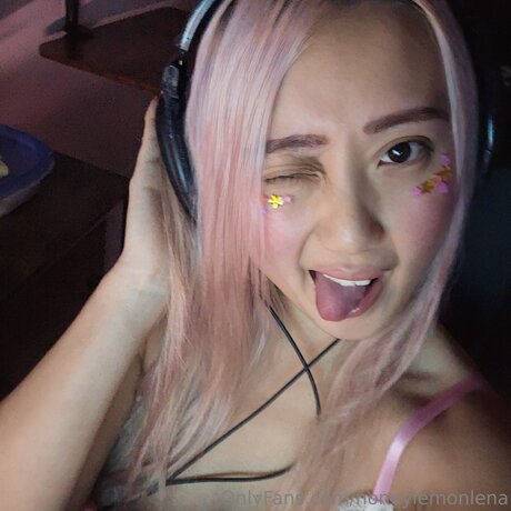 Honeylemonlena hübsche nacktheit galerie