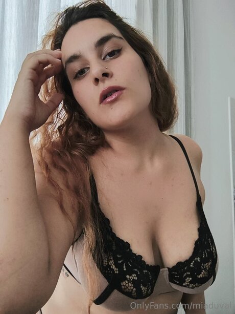 Miaduval erotische exklusive fotos