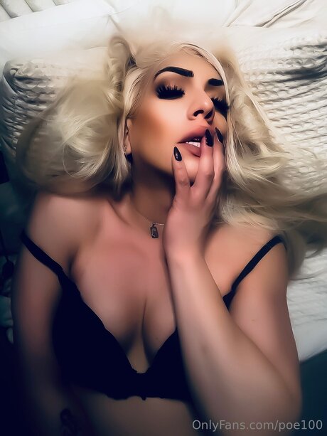 Poe100 erotische nacktheit archiv