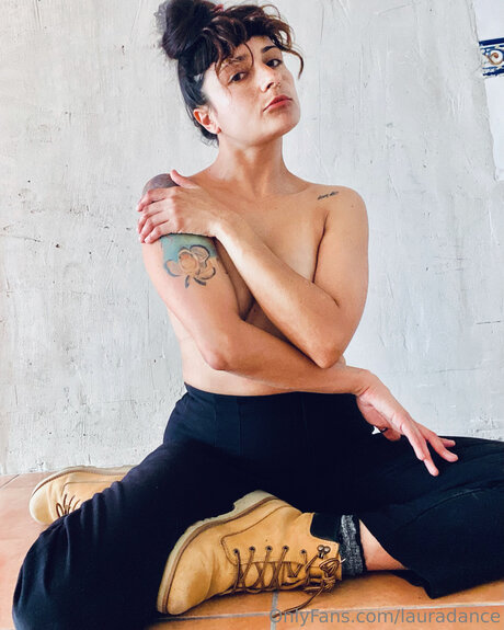 Lauradance nackt top galerie