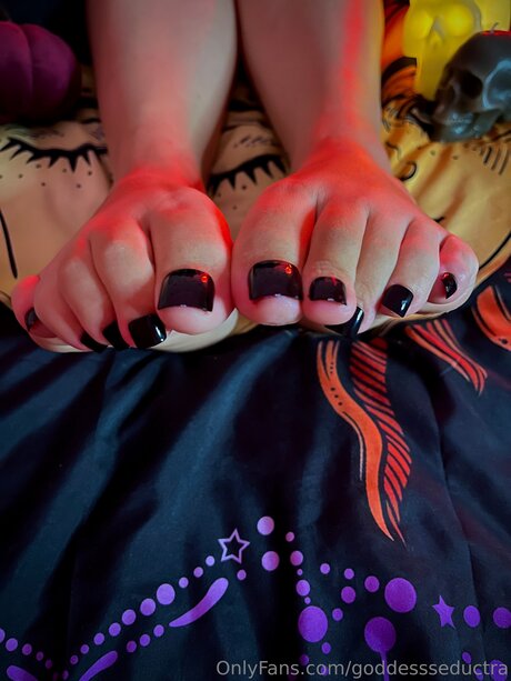 Goddessseductra Profilbild